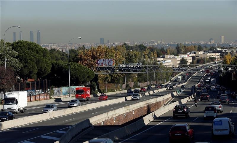 Madrid activa a las 6.00 la limitación de velocidad por la contaminación