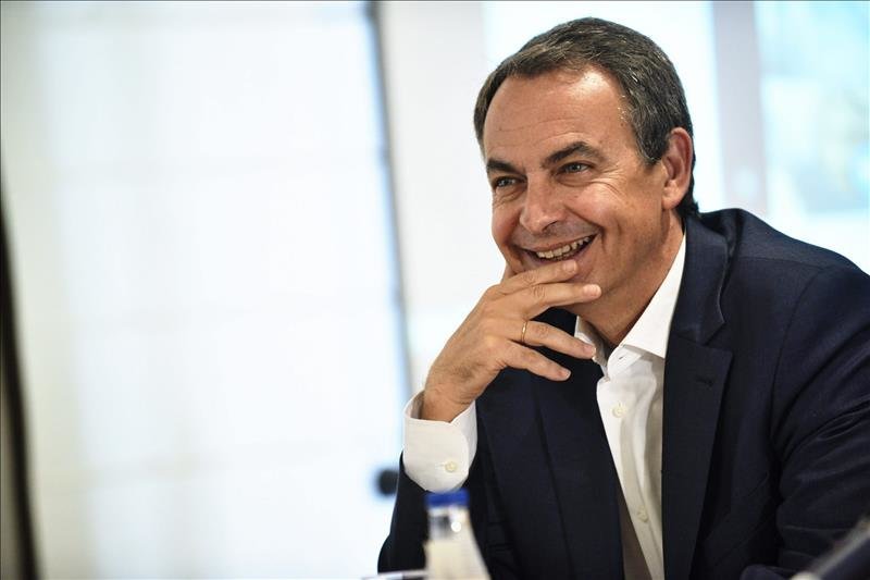 Zapatero llama a la reflexión ante la desacertada reacción de la Generalitat